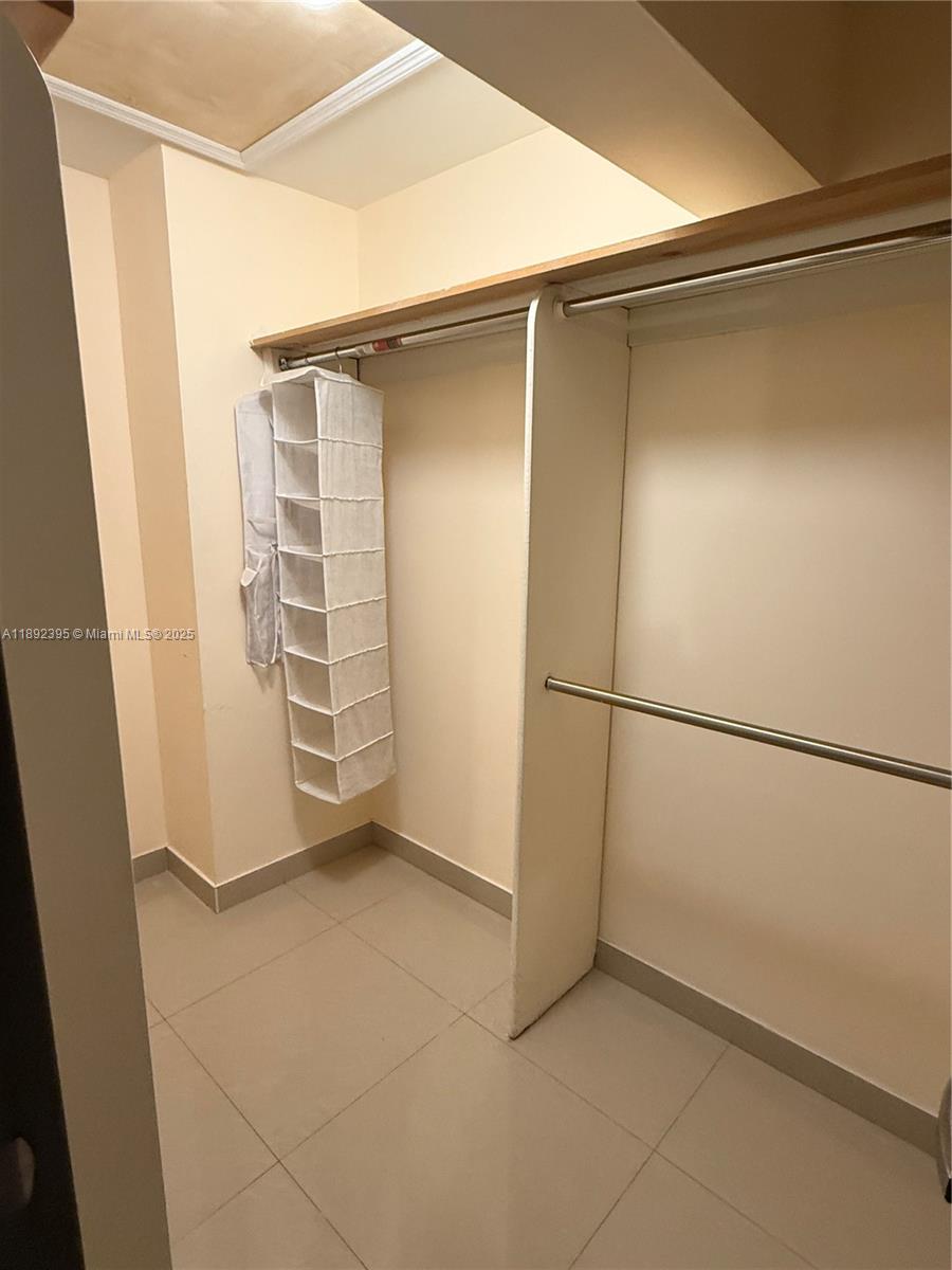 75 Capri B, Unit 75 Delray Beach, FL 33484 - Photo 8 of 9