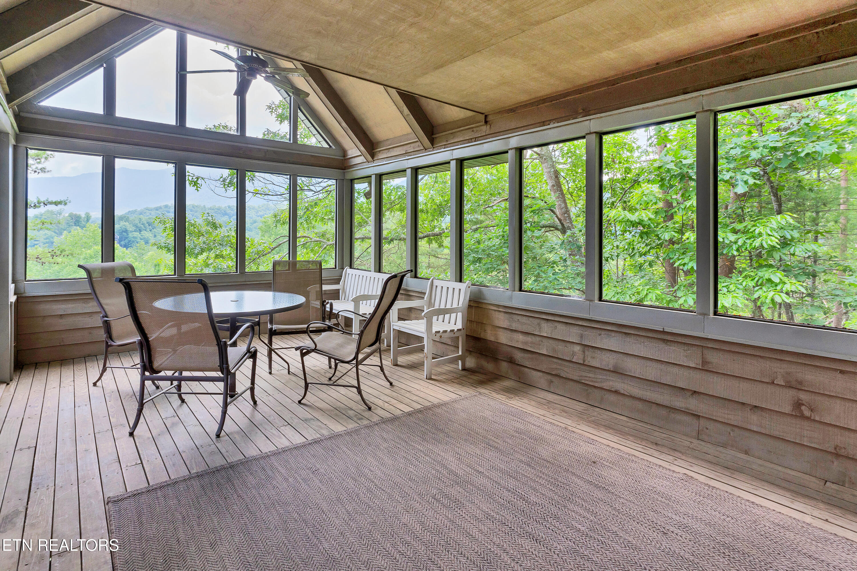 413 Settlers Rise Road Townsend, TN 37882 - Photo 13 of 31 DSC02044