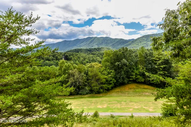 $599,900 | 413 Settlers Rise Road, Townsend, TN 37882