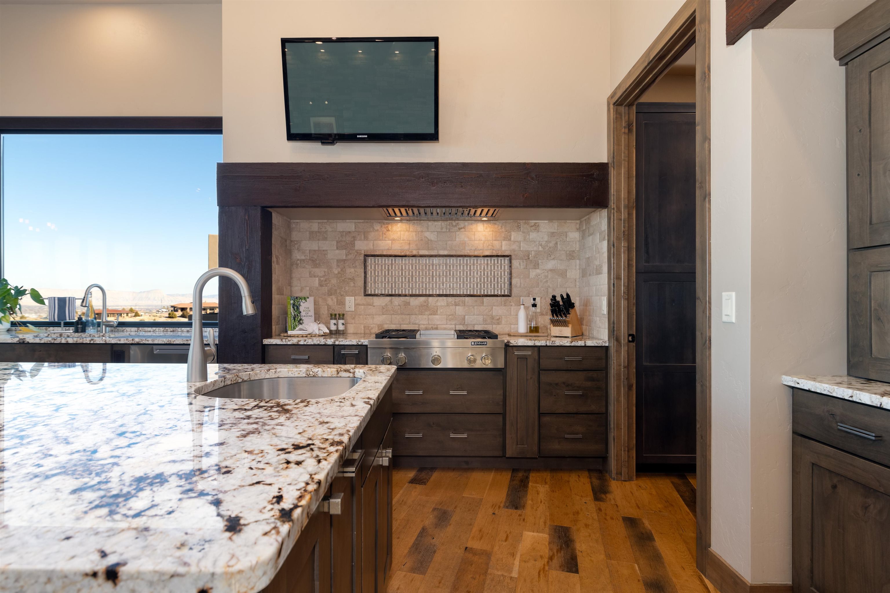 338 Red Ridge Court Grand Junction, CO 81507 - Photo 8 of 42