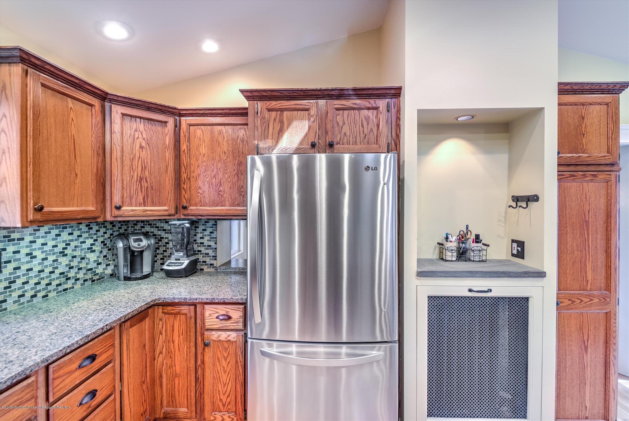 179 Wemrock Road Freehold, NJ 07728 - Photo 14 of 64 34-KITCHEN
