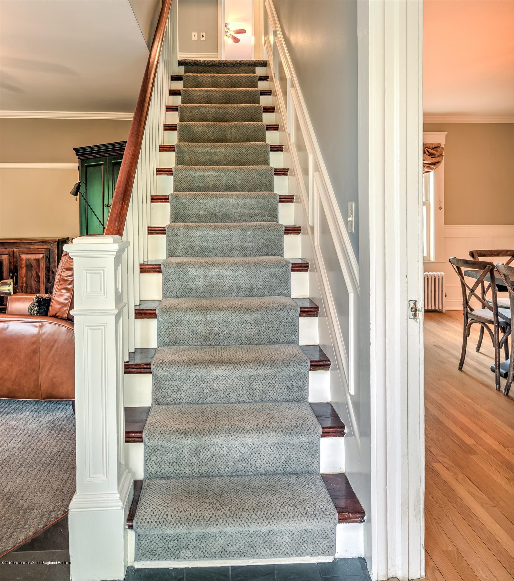 179 Wemrock Road Freehold, NJ 07728 - Photo 17 of 64 12-FOYER