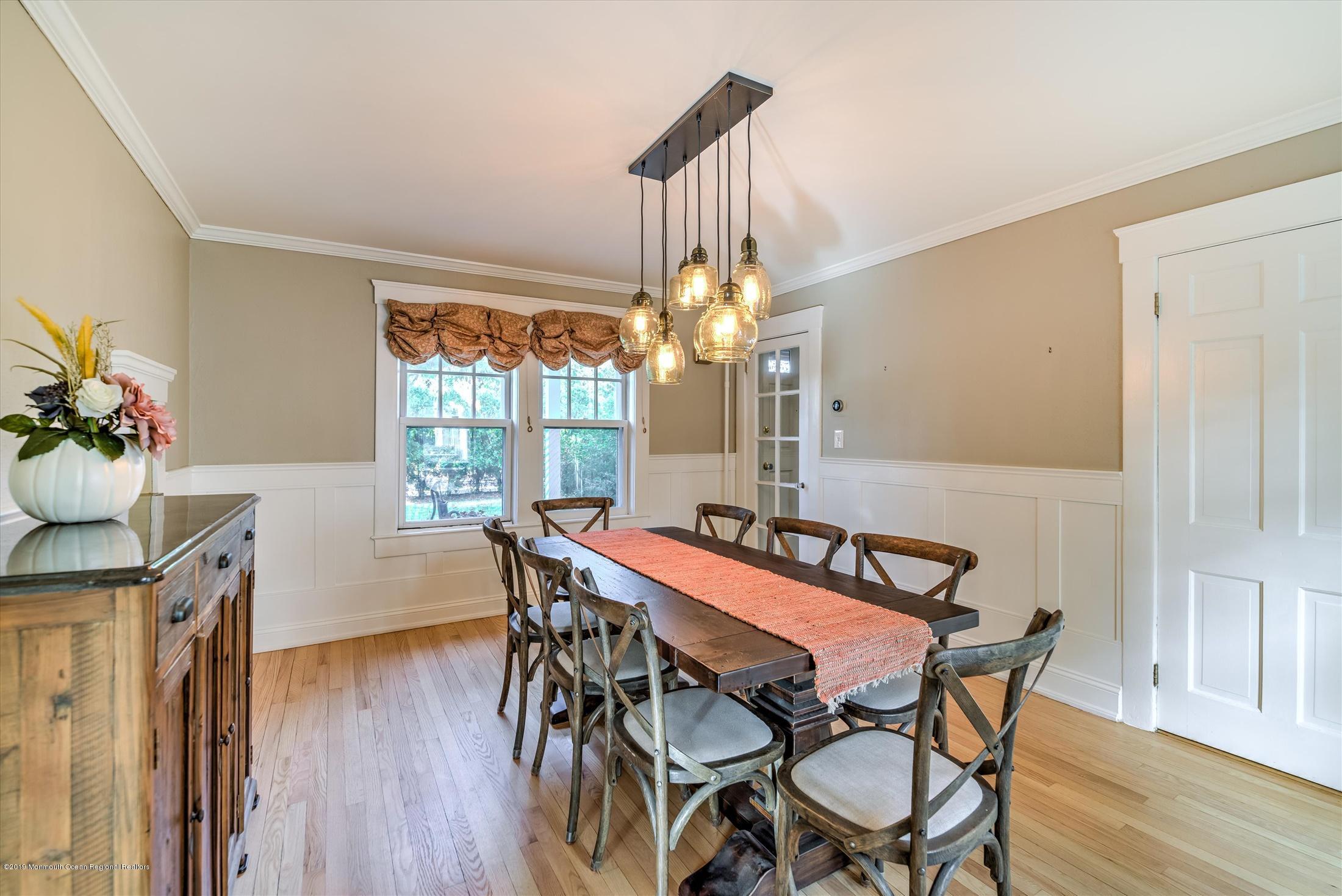 179 Wemrock Road Freehold, NJ 07728 - Photo 29 of 64 24-DINING ROOM