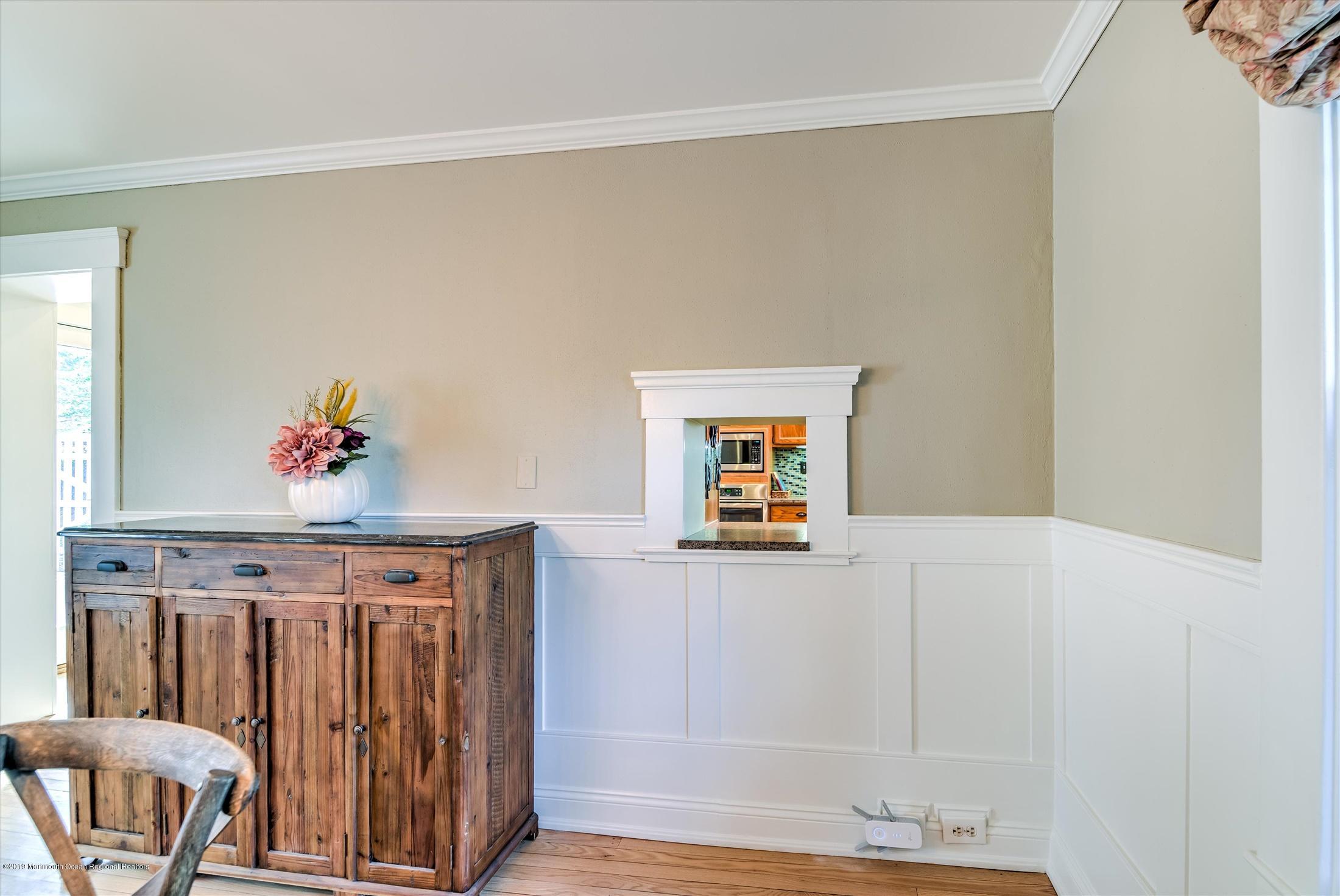 179 Wemrock Road Freehold, NJ 07728 - Photo 32 of 64 27-DINING ROOM