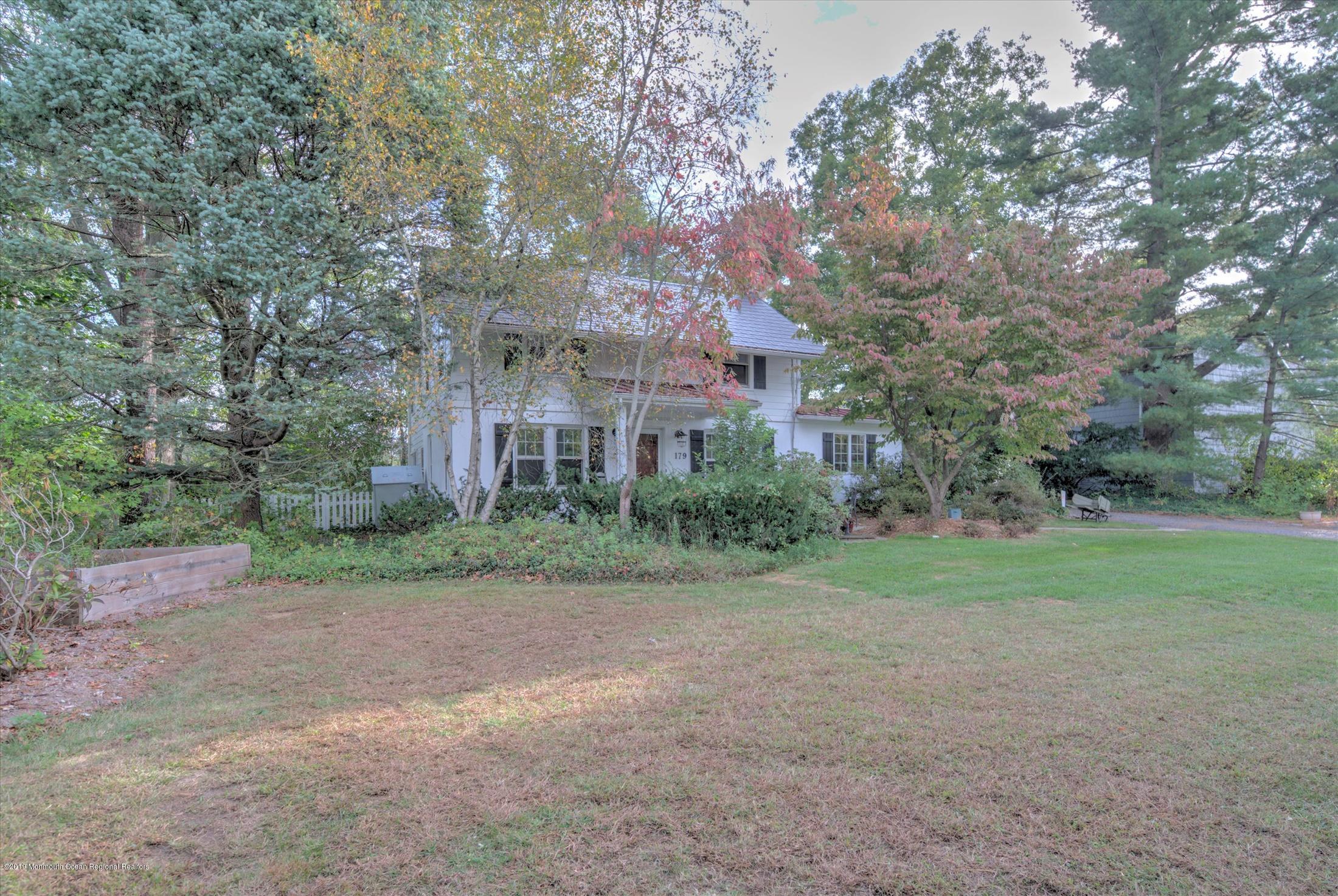 179 Wemrock Road Freehold, NJ 07728 - Photo 4 of 64 02-FRONT