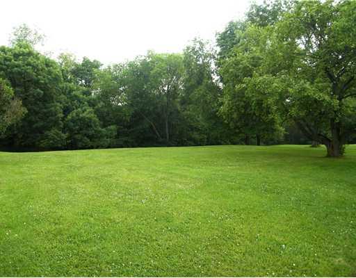 14670 Winchester Road Trafford, PA 15085 - Photo 3 of 18 Yard/Garden.
