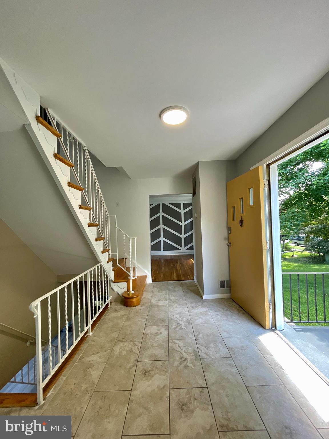 2005 Queensguard Road Silver Spring, MD 20906 - Photo 9 of 73