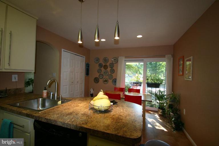 7920 Inverness Ridge Road Potomac, MD 20854 - Photo 8 of 16 Kitchen #2