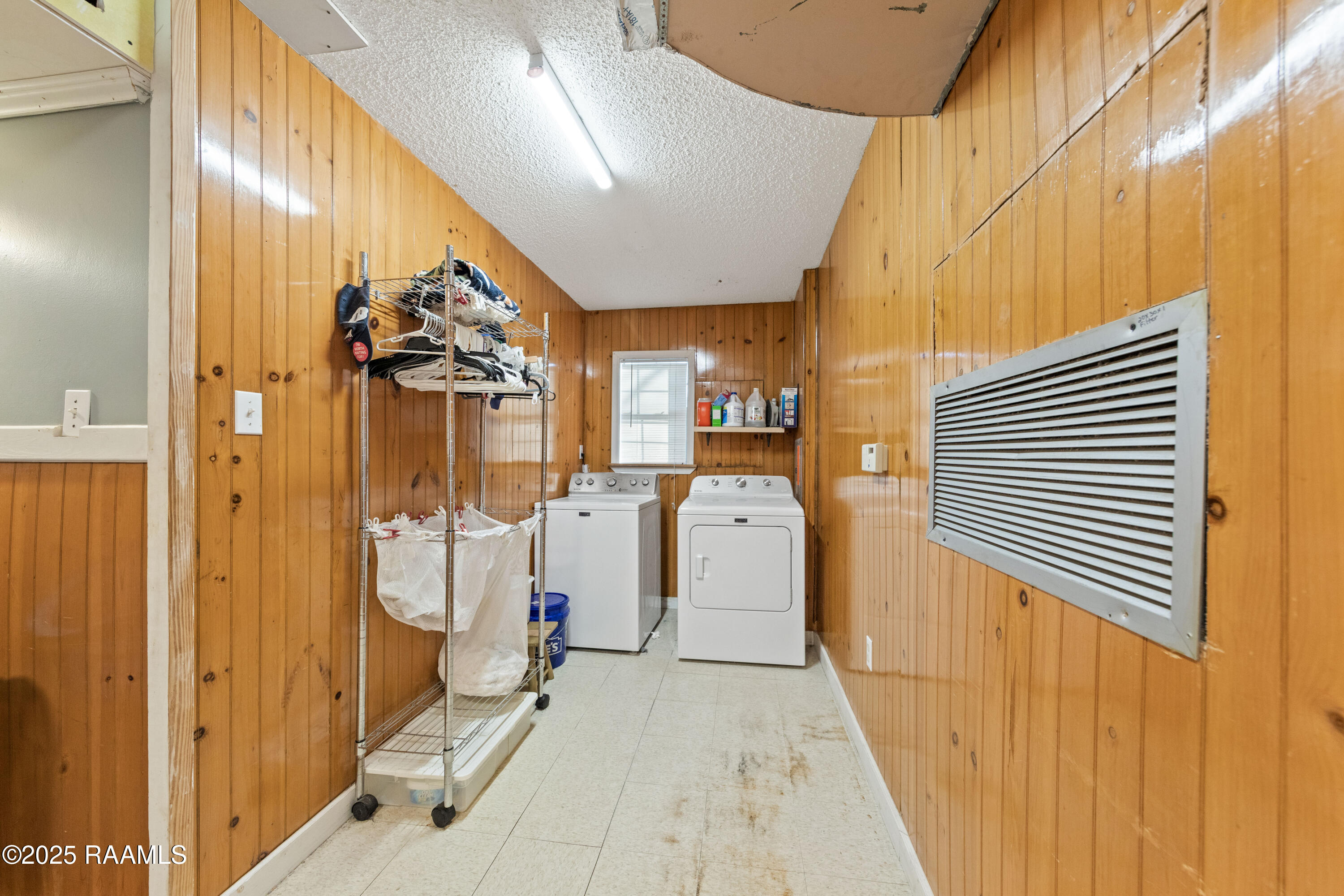 1081 Claston Simon Road Breaux Bridge, LA 70517 - Photo 17 of 29 1081ClastonSimon-25