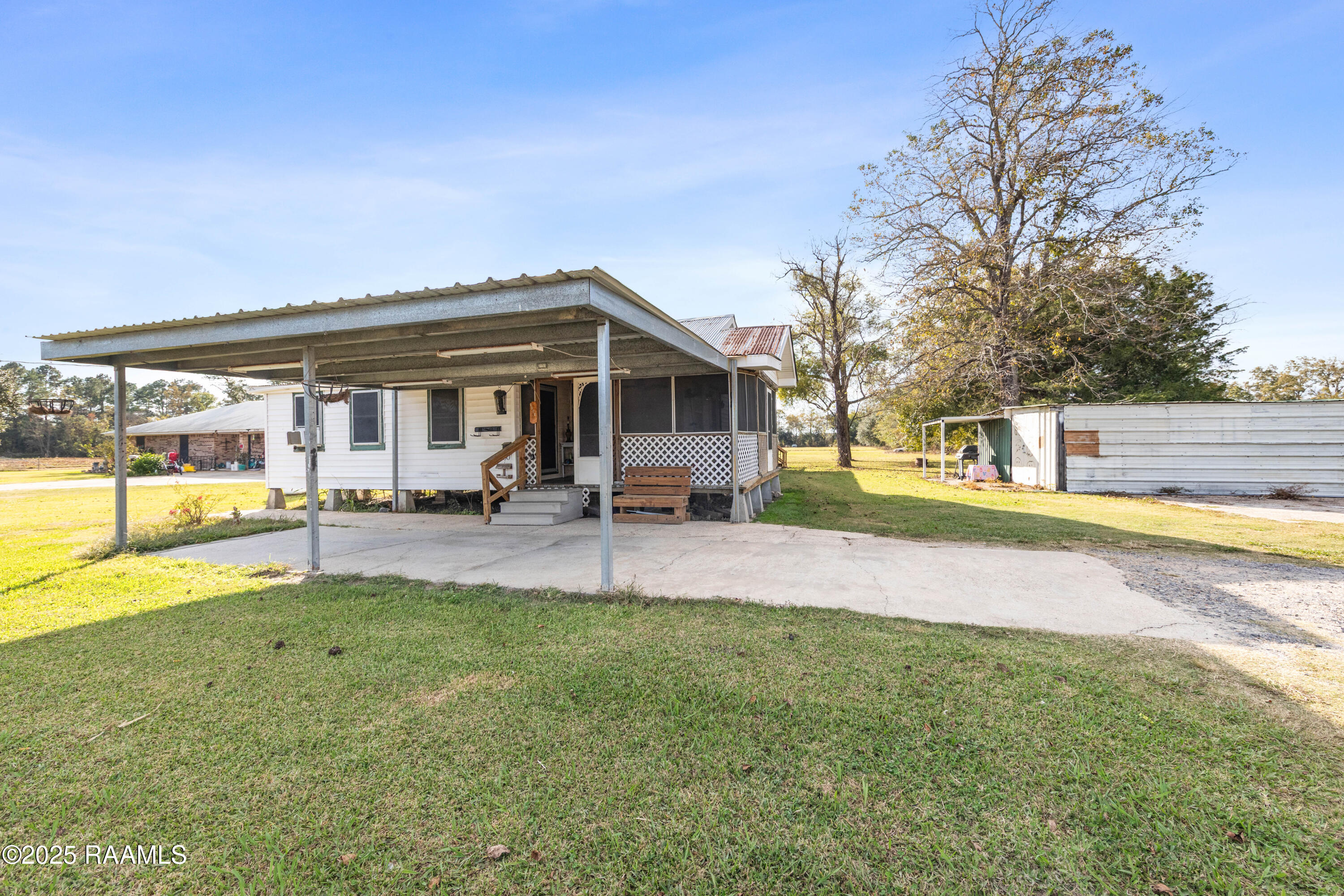 1081 Claston Simon Road Breaux Bridge, LA 70517 - Photo 2 of 29 1081ClastonSimon-1