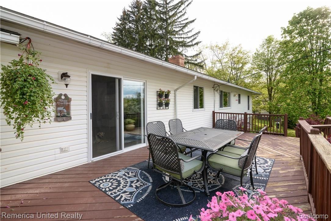 2020 Sexton Road Howell, MI 48843 - Photo 9 of 94 _A12.jpg