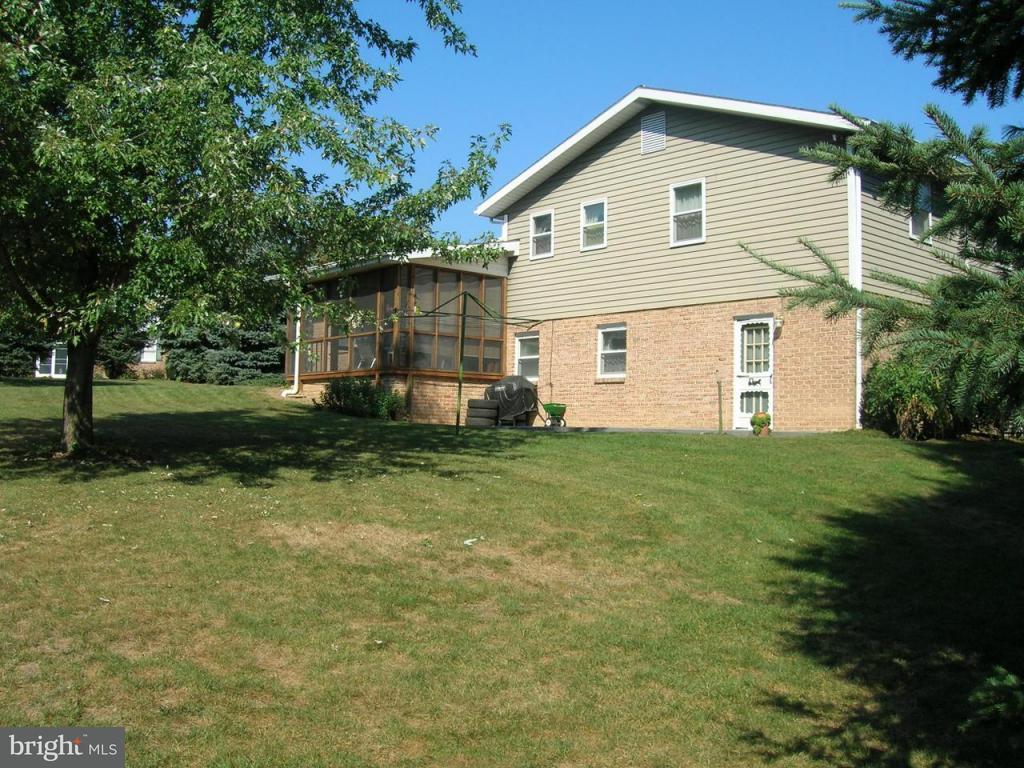332 Windcrest Road Harrisburg, PA 17112 - Photo 12 of 13 Gallery Image 12
