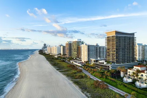 $2,075,000 | 5875 Collins Avenue, Unit 501, Miami Beach, FL 33140