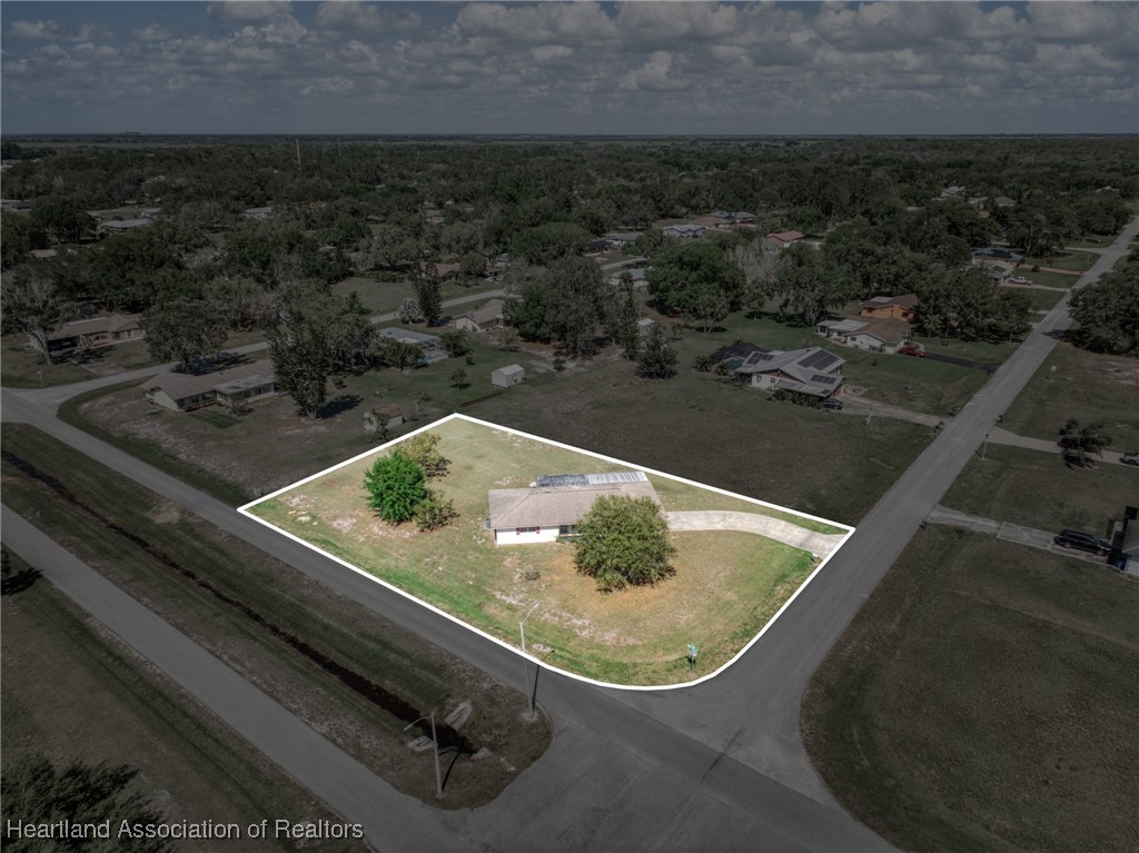 5833 Thunder Road Sebring, FL 33876 - Photo 2 of 42 Gallery Image 2