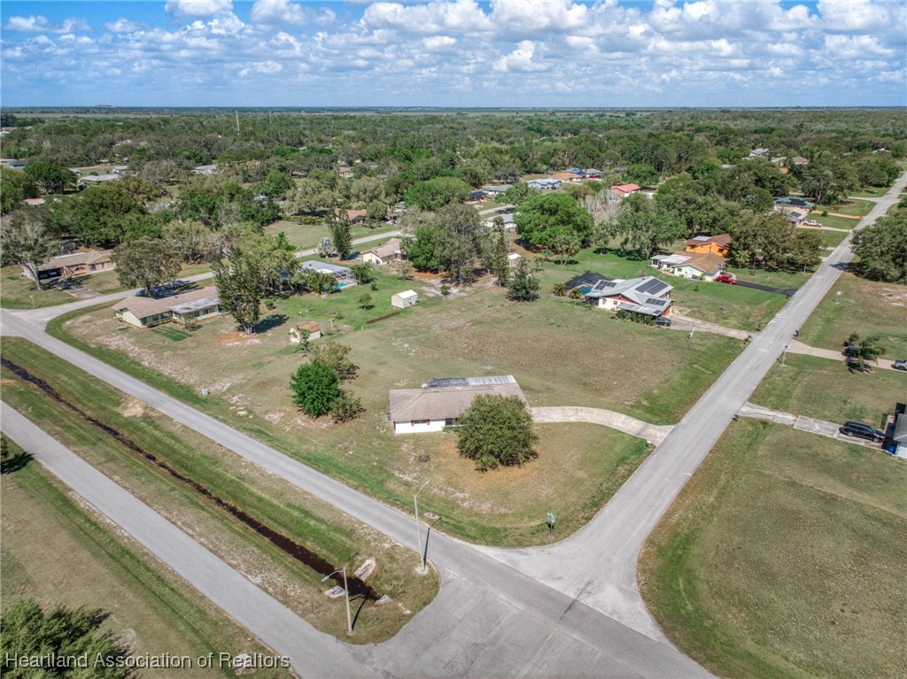 5833 Thunder Road Sebring, FL 33876 - Photo 39 of 42 Gallery Image 39