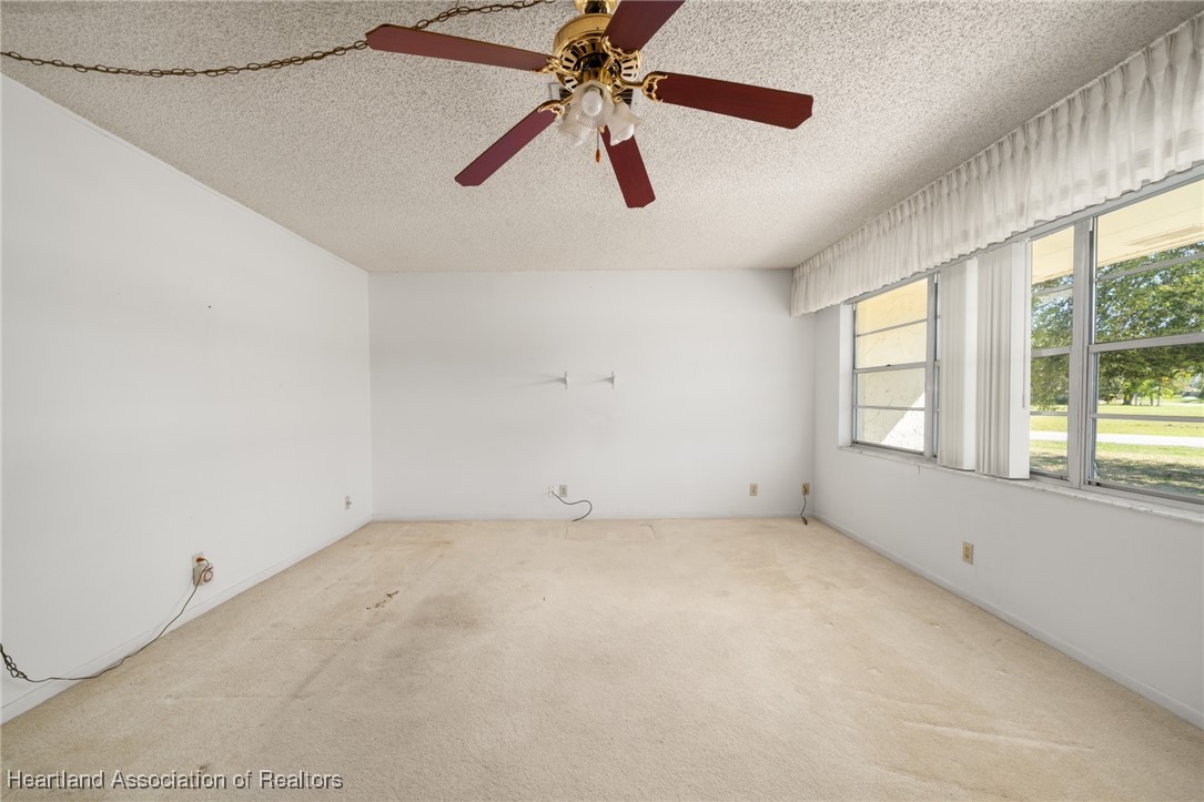 5833 Thunder Road Sebring, FL 33876 - Photo 5 of 42 Gallery Image 5