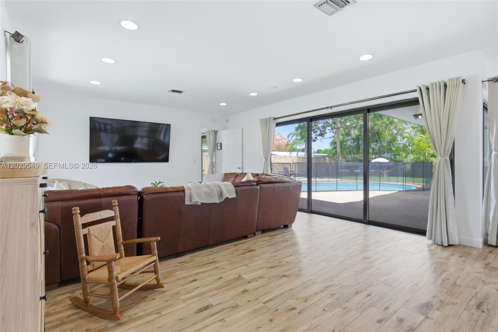 4407 West Park Road Hollywood, FL 33021 - Photo 24 of 65