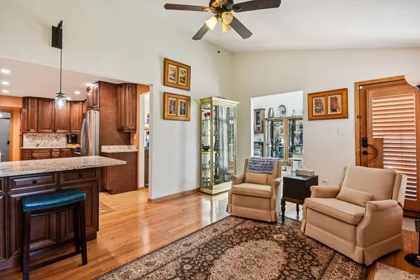 $454,900 | 14255 Wedgwood Glen Drive West, Orland Park, IL 60462