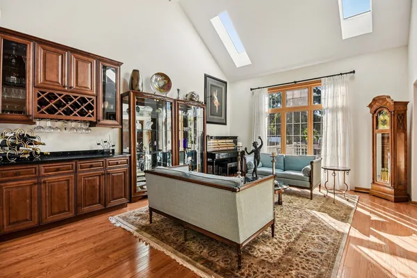 $454,900 | 14255 Wedgwood Glen Drive West, Orland Park, IL 60462