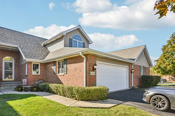 $454,900 | 14255 Wedgwood Glen Drive West, Orland Park, IL 60462