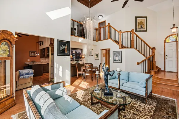 $454,900 | 14255 Wedgwood Glen Drive West, Orland Park, IL 60462