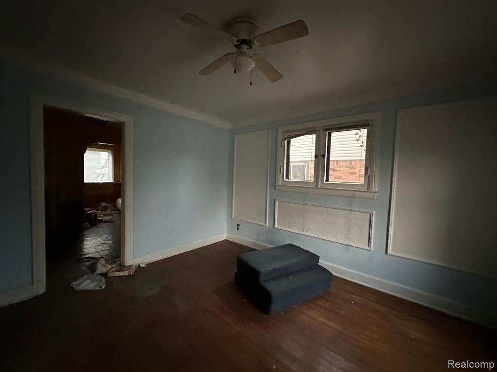 5751 Yorkshire Road Detroit, MI 48224 - Photo 9 of 17