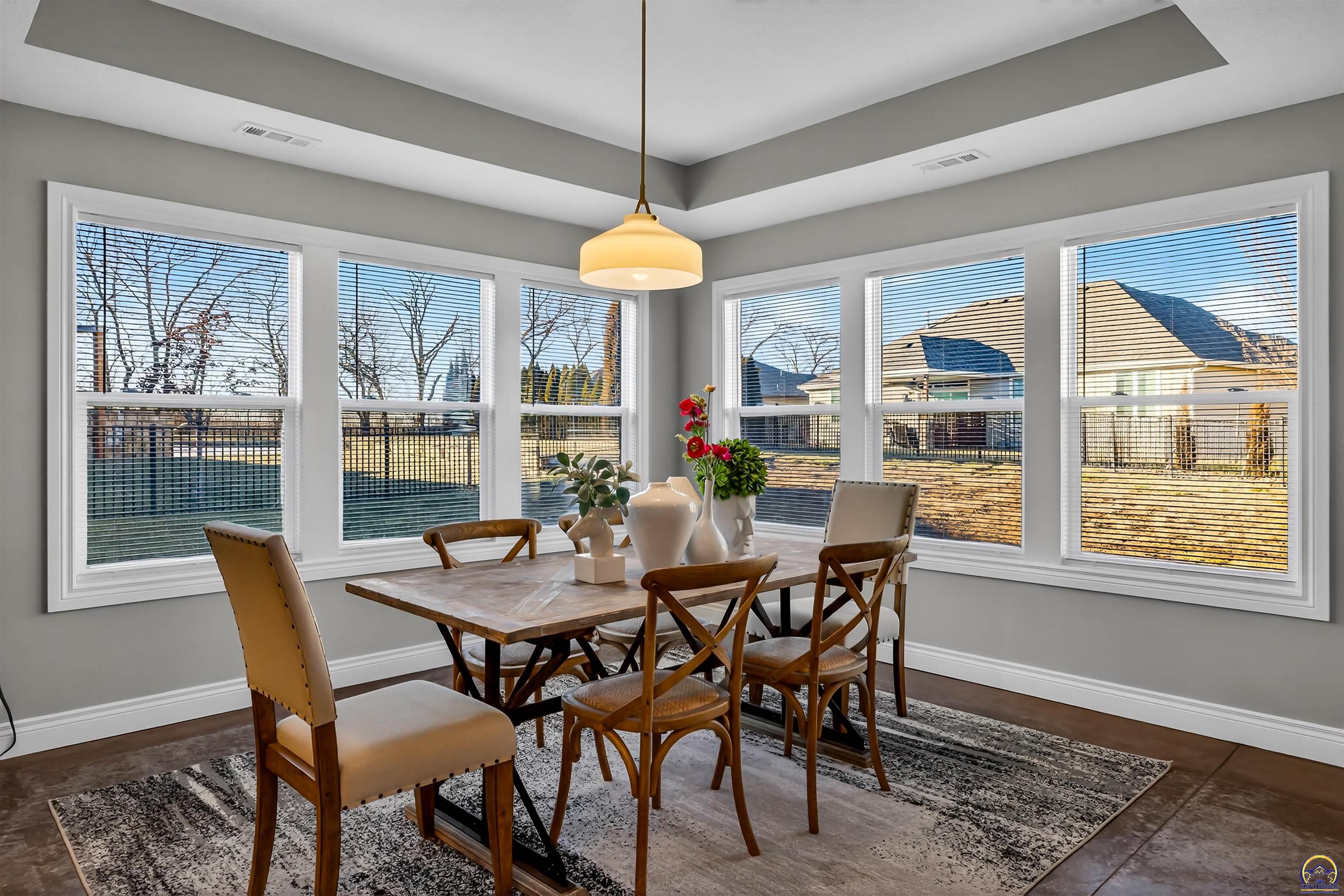 6318 Southwest 44th Court Topeka, KS 66610 - Photo 12 of 25