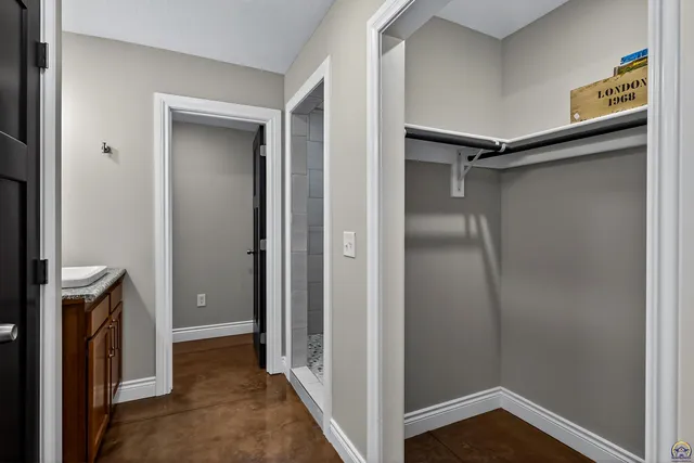 $409,000 | 6318 Southwest 44th Court, Topeka, KS 66610