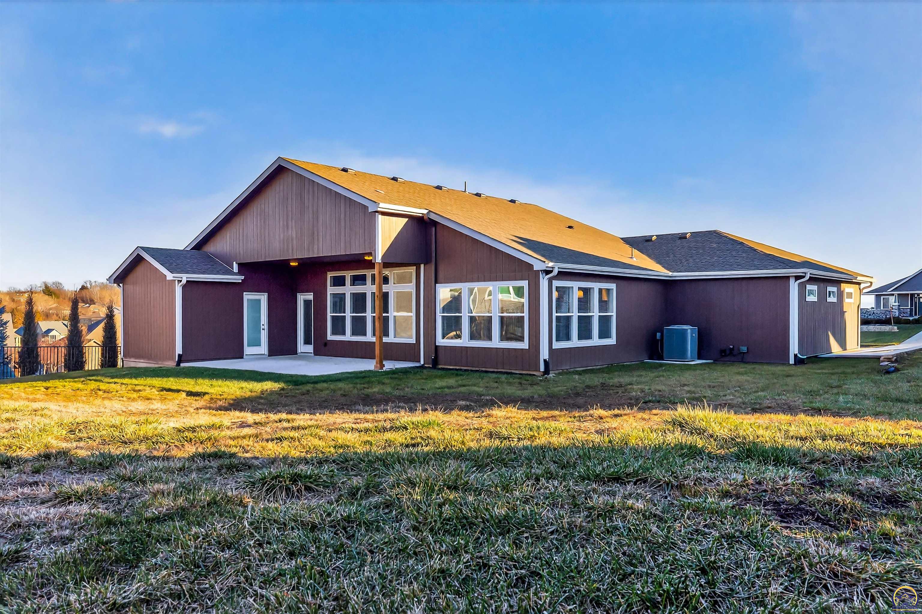 6318 Southwest 44th Court Topeka, KS 66610 - Photo 24 of 25