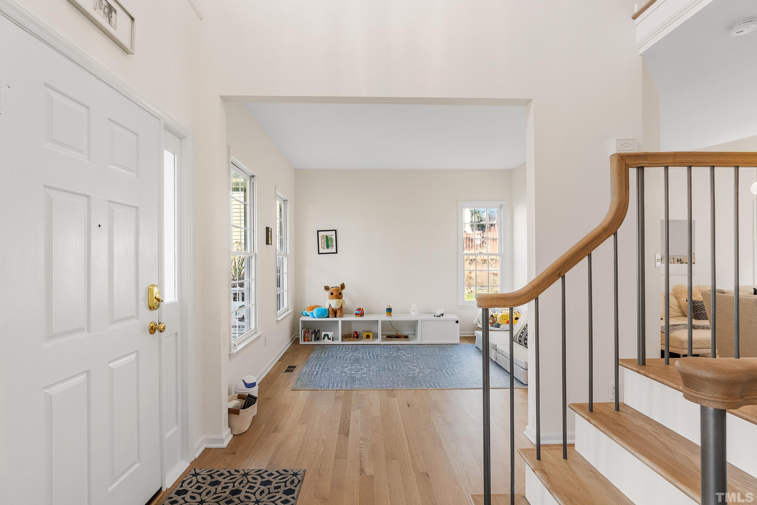 5208 Calverton Drive Raleigh, NC 27613 - Photo 4 of 38 Gallery Image 4