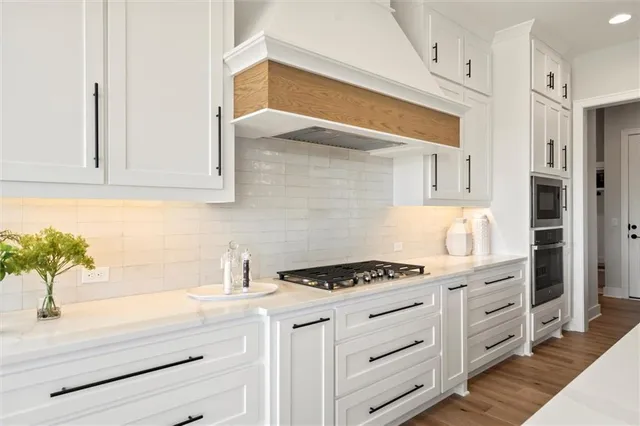 $1,315,926 | 8001 Millridge Street, Shawnee, KS 66218