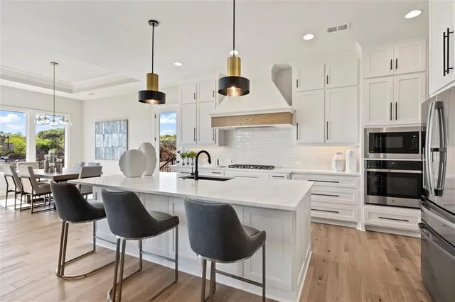 $1,315,926 | 8001 Millridge Street, Shawnee, KS 66218