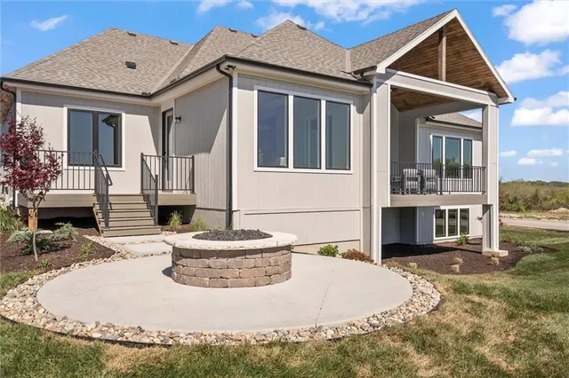 $1,315,926 | 8001 Millridge Street, Shawnee, KS 66218