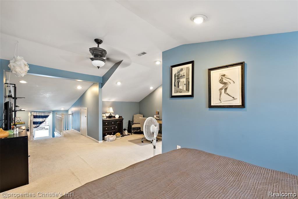 423 West 12 Mile Road Royal Oak, MI 48073 - Photo 37 of 42 423 W 12 Mile Interior-25.jpg