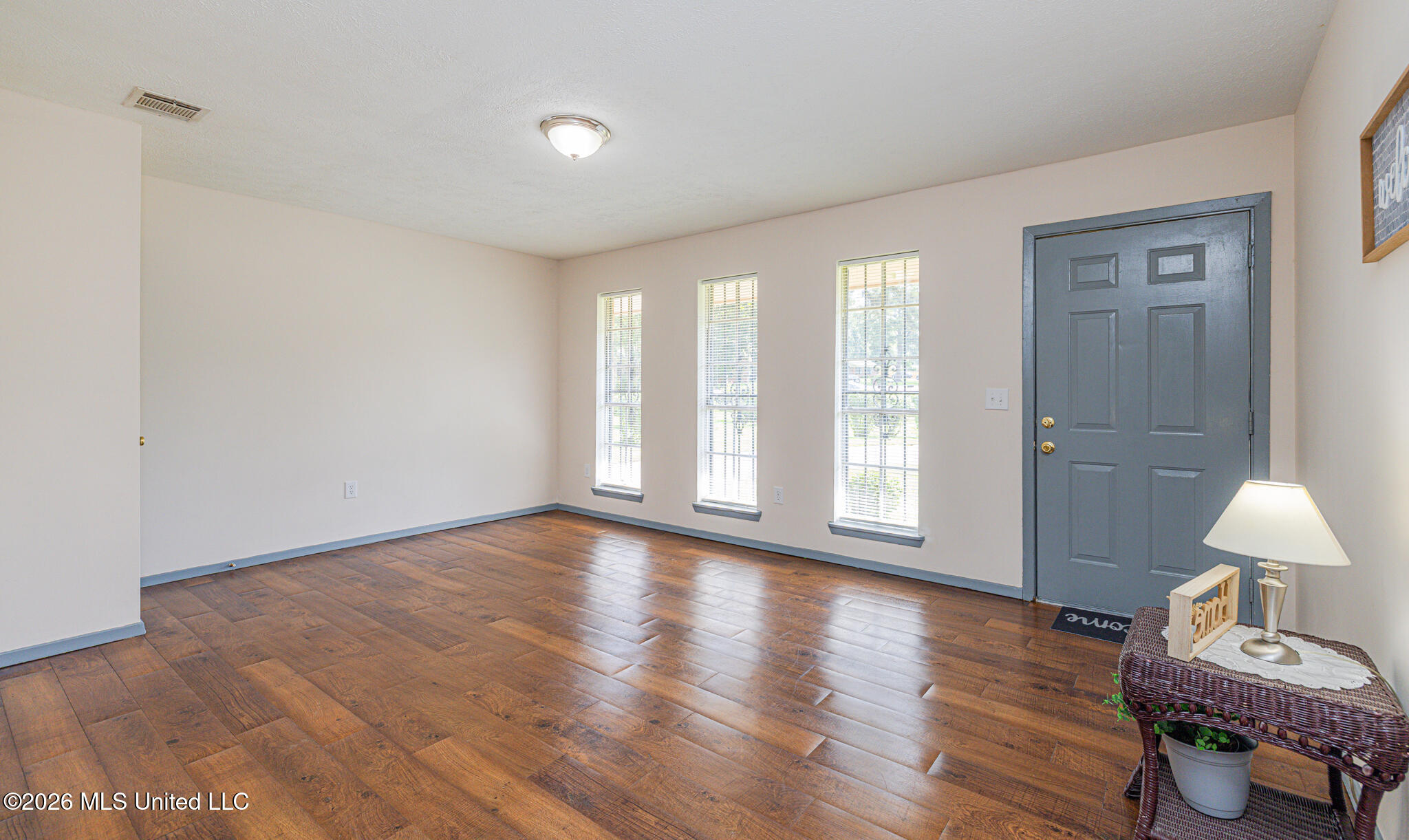 253 Rutherford B Hayes Circle Jackson, MS 39213 - Photo 8 of 25 1R4A7917