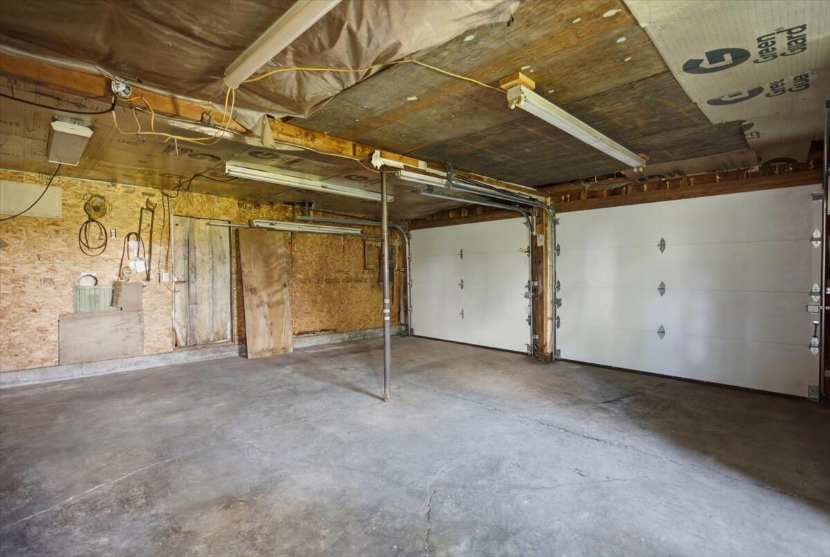 229 Chopps Cross Road Woolwich, ME 04579 - Photo 50 of 60 Garage