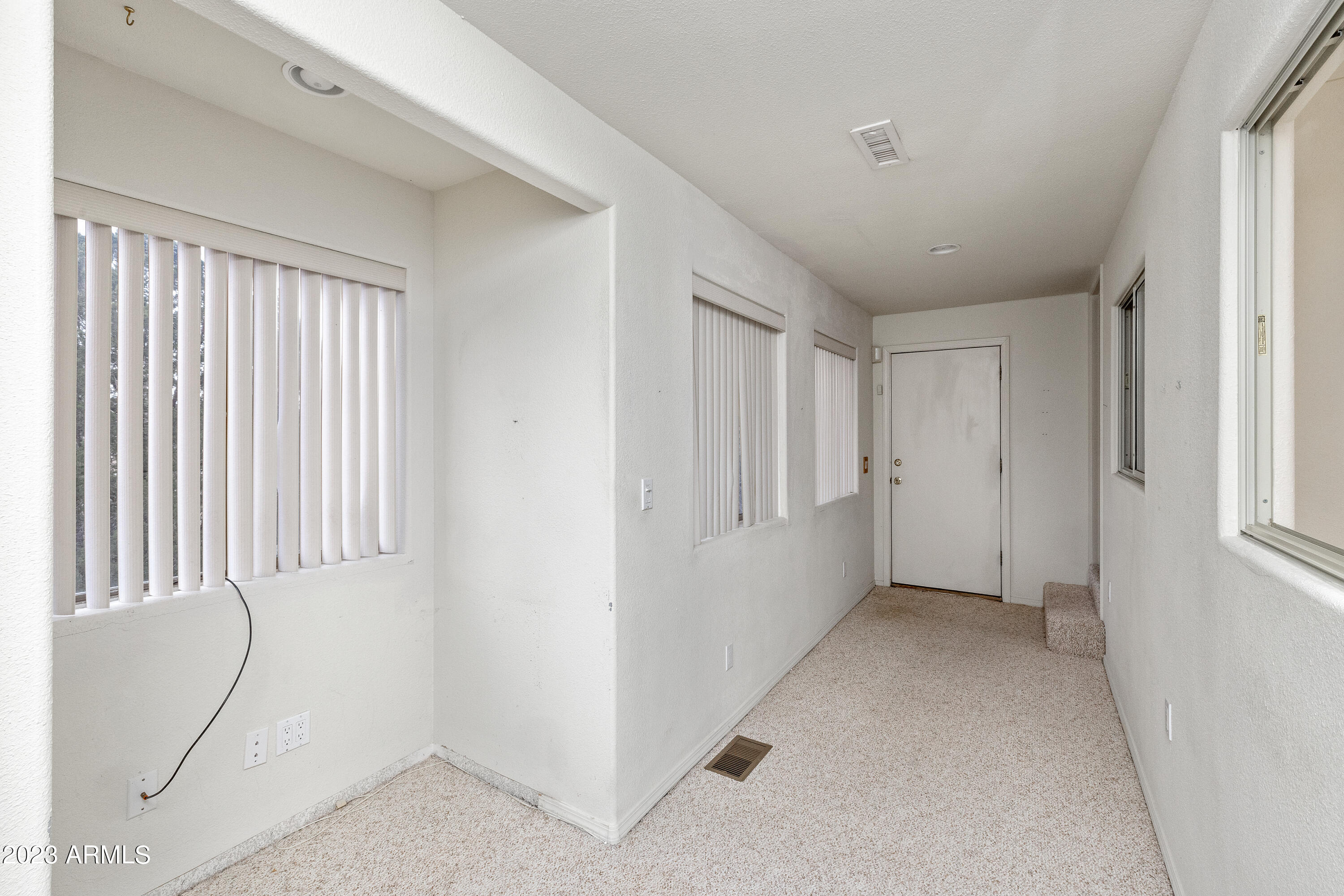 510 Miracle Rider Road Prescott, AZ 86301 - Photo 31 of 43 031_Hallway