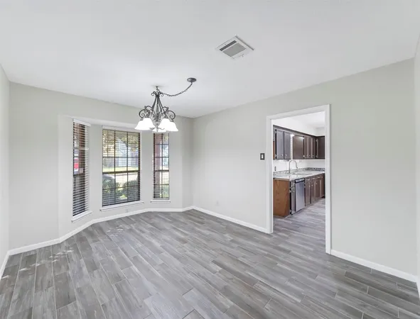 $2,350 | 2304 Colleen Drive, Pearland, TX 77581