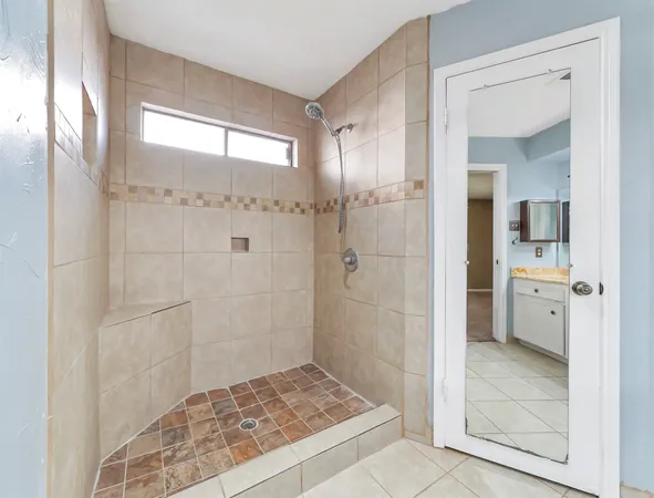 $2,350 | 2304 Colleen Drive, Pearland, TX 77581