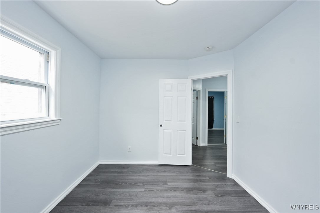 290 Riverside Avenue Buffalo, NY 14207 - Photo 18 of 29