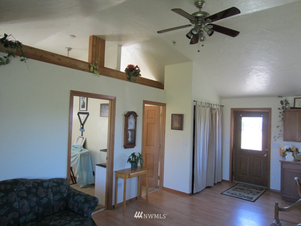 802 Fields Road Ellensburg, WA 98926 - Photo 3 of 13 Gallery Image 3