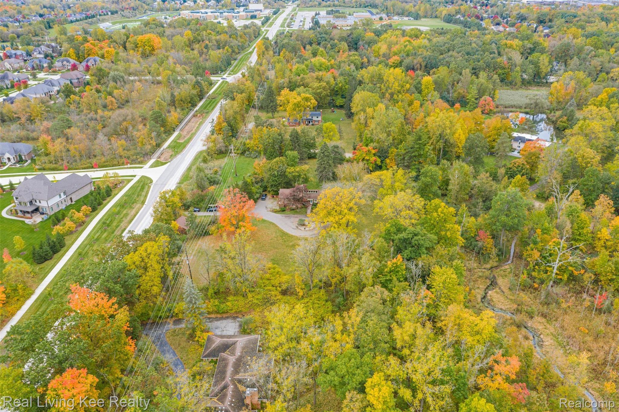6298 Sheldon Road Rochester, MI 48306 - Photo 38 of 50 6298 Sheldon Rd-21.jpg