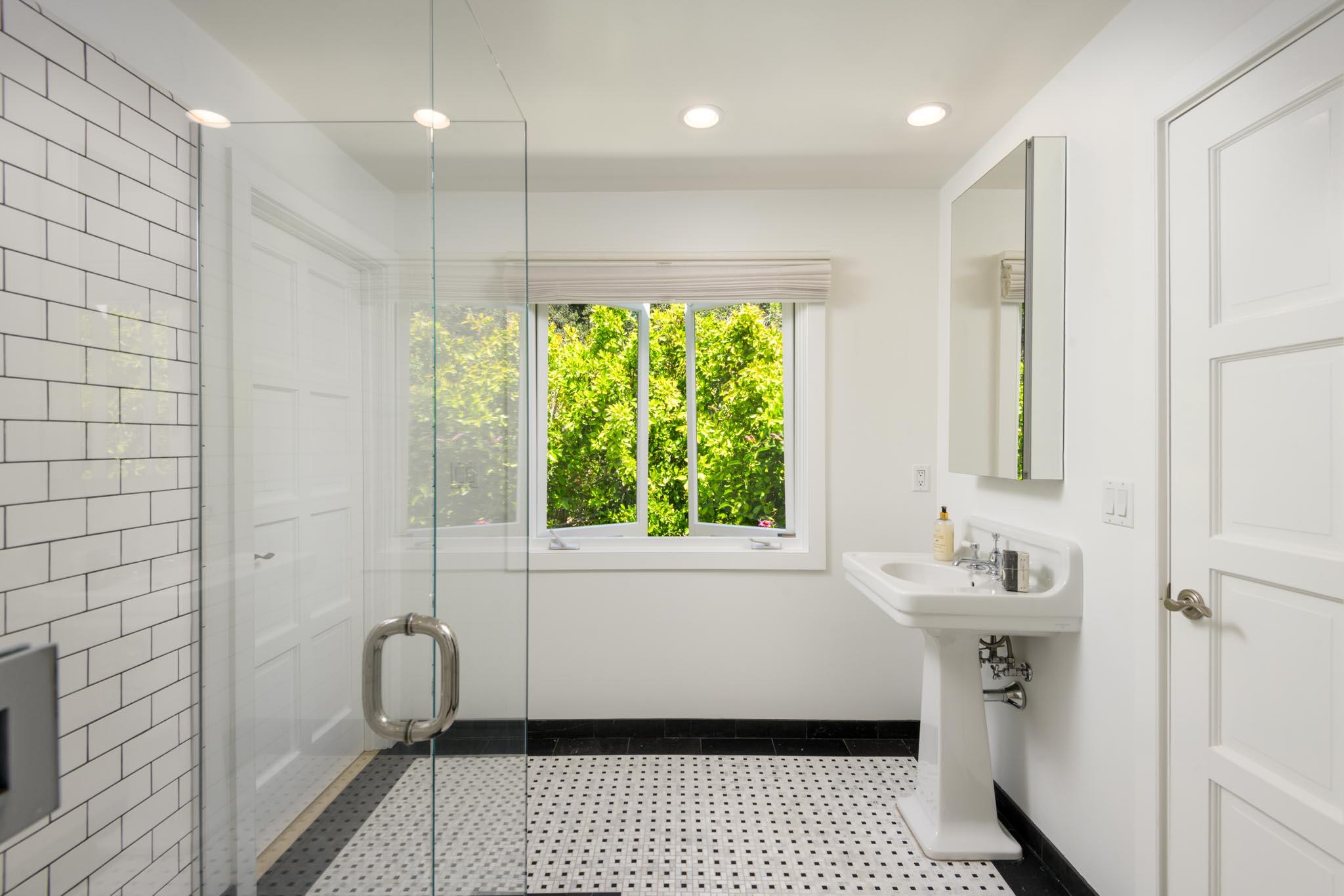 780 Mission Canyon Road Santa Barbara, CA 93105 - Photo 24 of 32 Bathroom