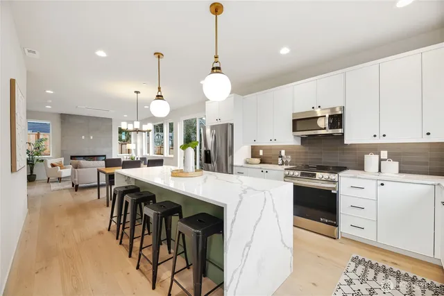 $1,288,000 | 8106 126th Avenue Northeast, Kirkland, WA 98033