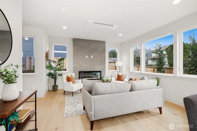 $1,288,000 | 8106 126th Avenue Northeast, Kirkland, WA 98033