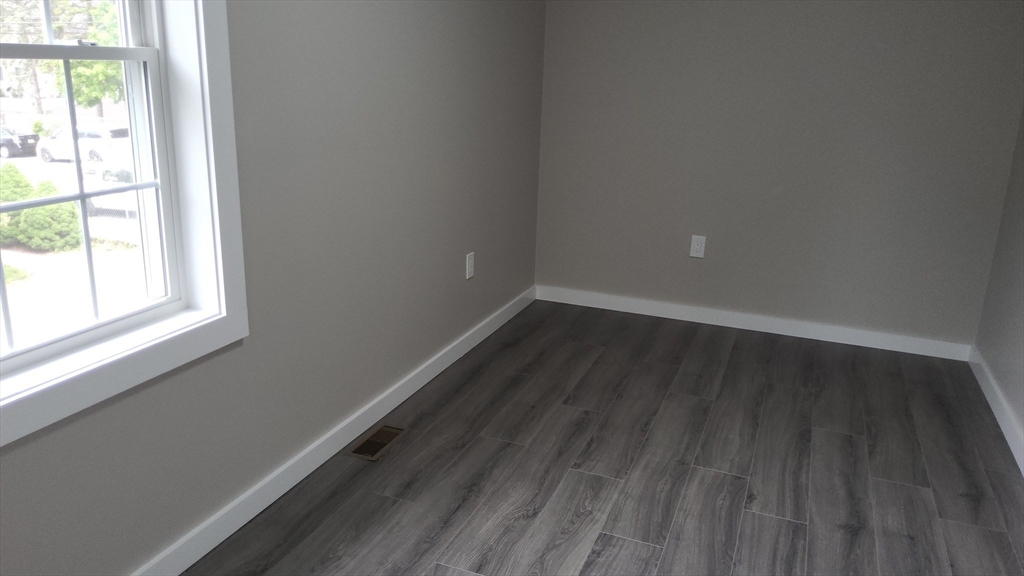 172-174 High Street Lawrence, MA 01841 - Photo 10 of 15
