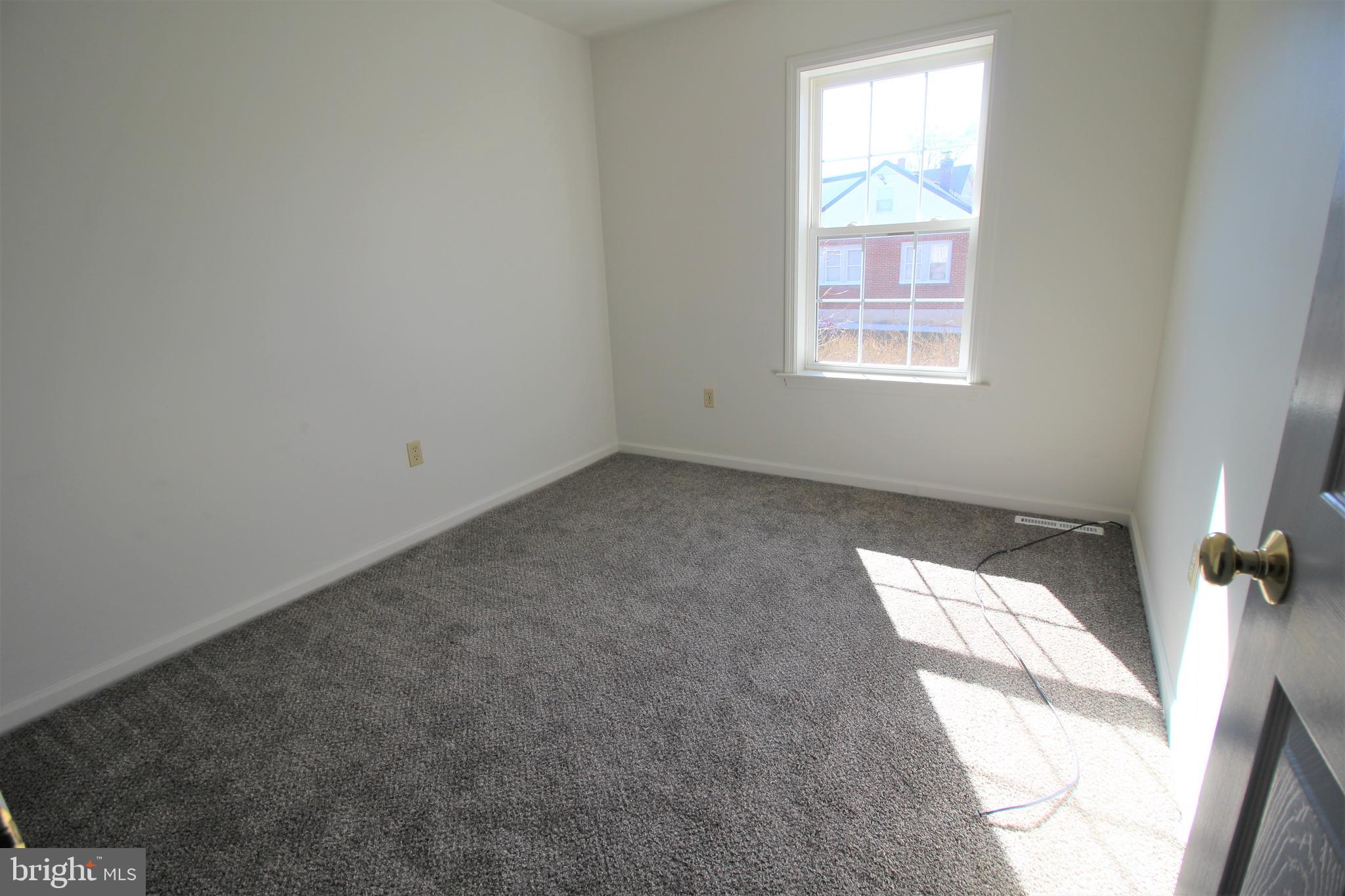 1431 Valley Road, Unit 1 Coatesville, PA 19320 - Photo 8 of 11 Picture of a similar unit