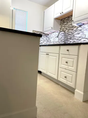 $180,000 | 141 West Court, Royal Palm Beach, FL 33411