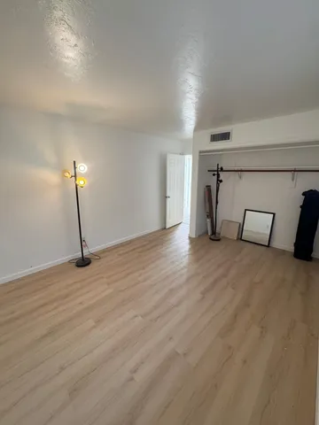 $180,000 | 141 West Court, Royal Palm Beach, FL 33411