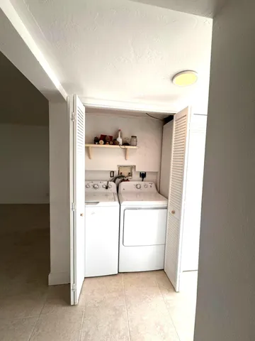 $180,000 | 141 West Court, Royal Palm Beach, FL 33411